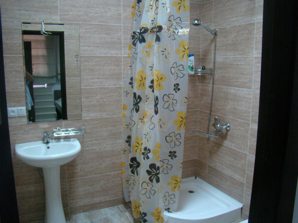 Tiflisi Guest House Стая снимка